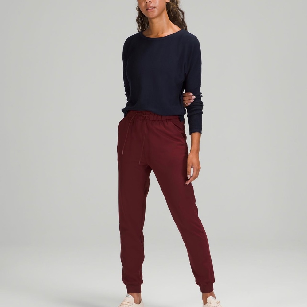 Lululemon Stretch High Rise Jogger